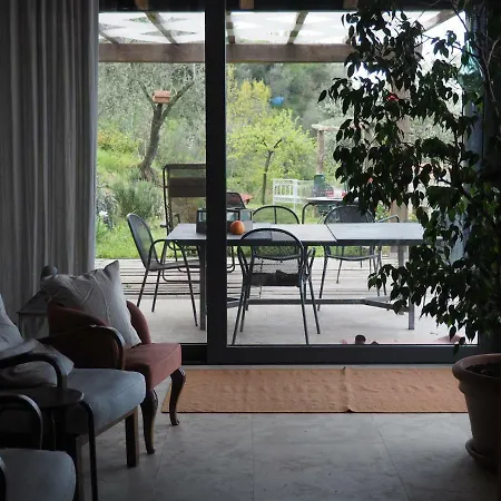 مزرعة للإقامة Agriturismo Campo Di Luna Falcinello