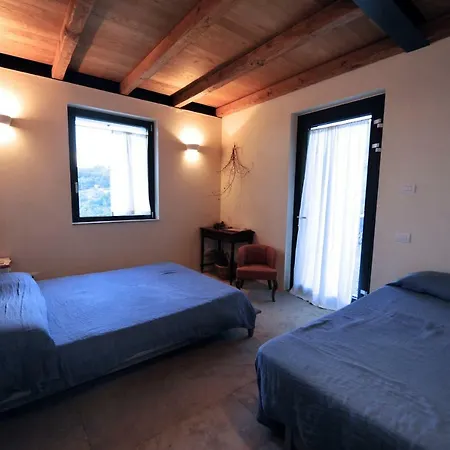 Agriturismo Campo Di Luna ファームステイ Falcinello